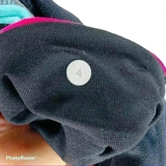 Lululemon Athletica Capri Leggings - Picture 5 of 6